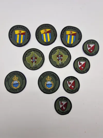Samling danske militære patches