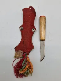 Samling ældre knive