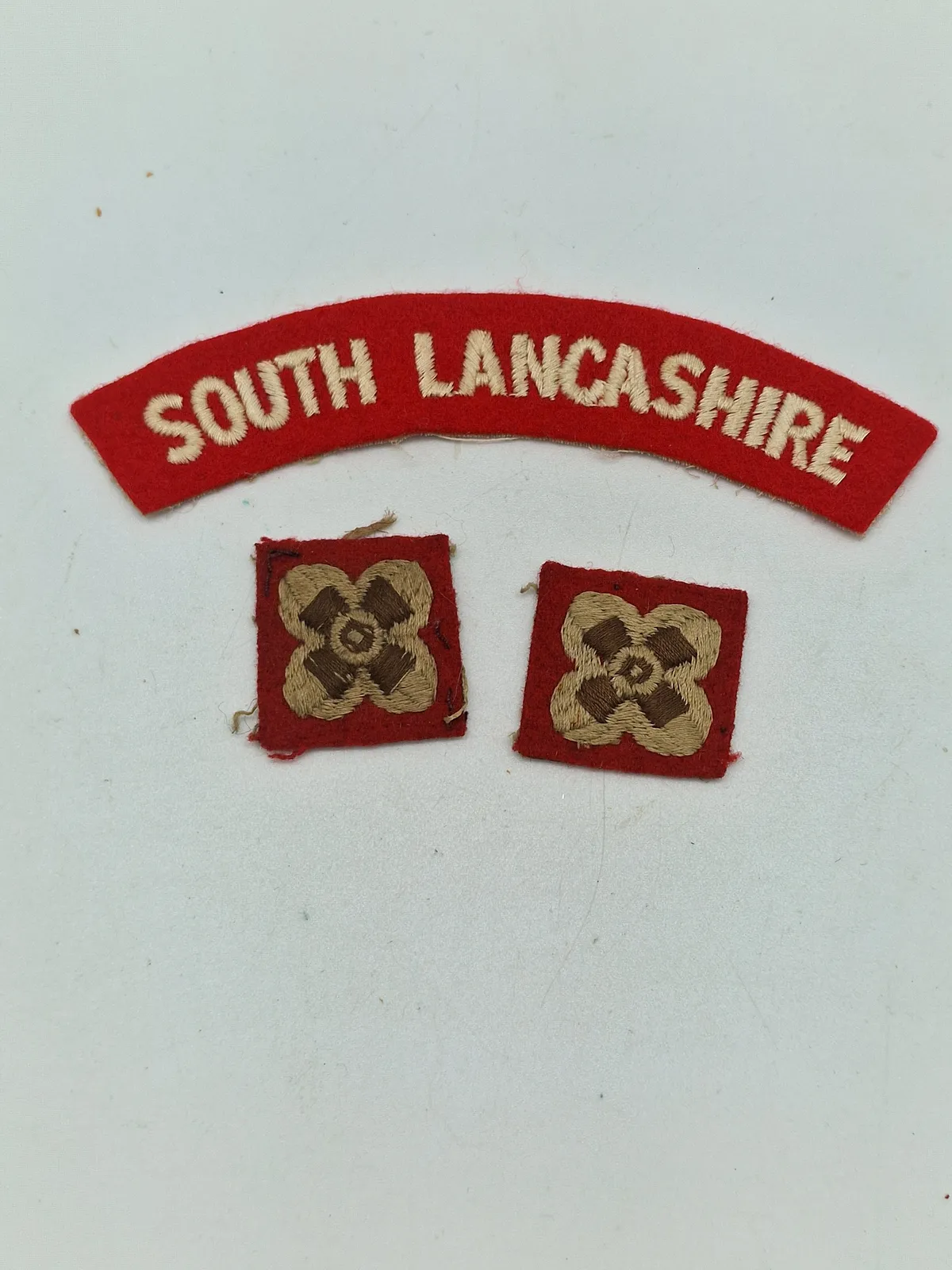 Original patch og rangmærker for South Lancachire