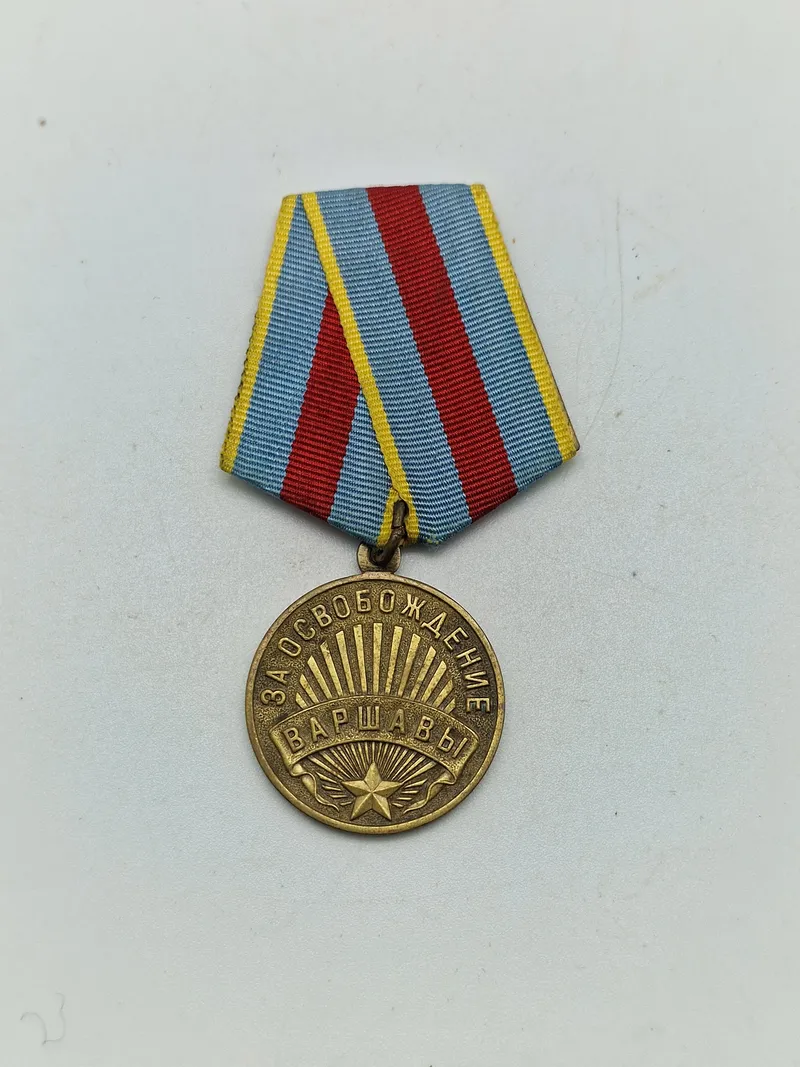 Original Medal For the  Liberation of Warsaw