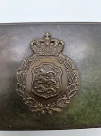 Original cigaretæske med M/23 hjelmmærke - en rigtig officersgave