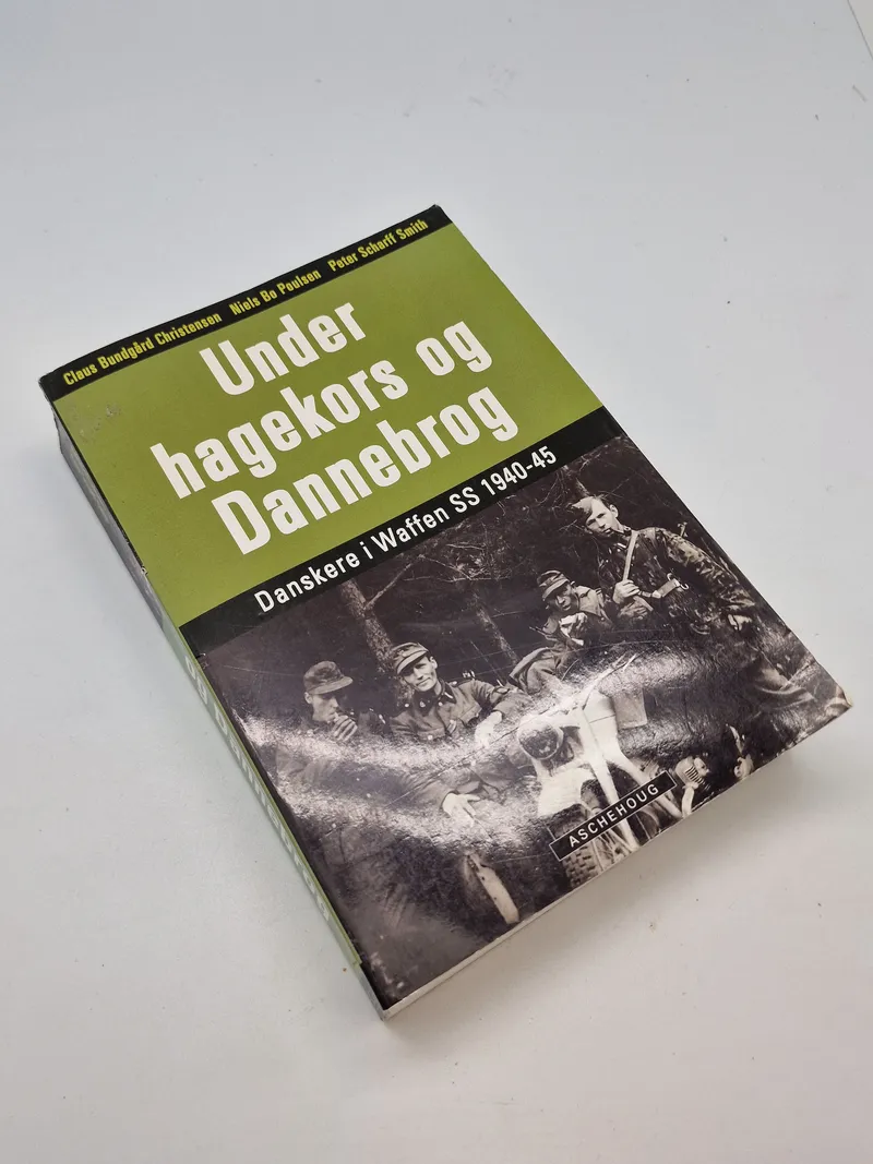 Under hagekors og dannebrog