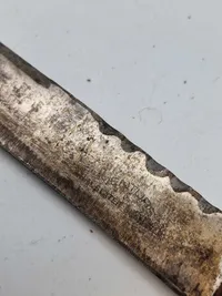 Kniv med taske og slibeværktøj