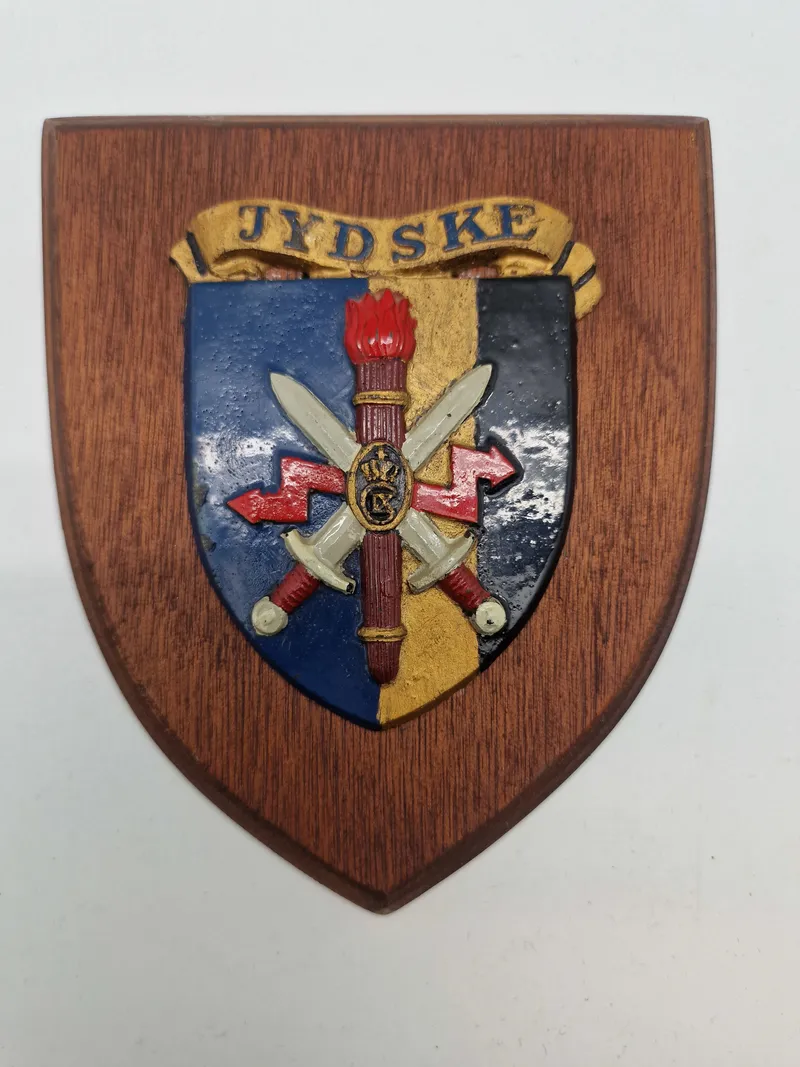 Dansk militært vægskjold