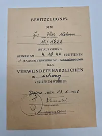 Originalt wehrpas og urkunde for sårettegn - ww2