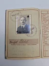 Originalt tysk wehrpas m. papir