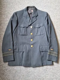 Original uniform fra det danske flyvevåben med buks