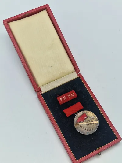 Original medalje - DDR Orden Kämpfer gegen die Reaktion 1918-1923