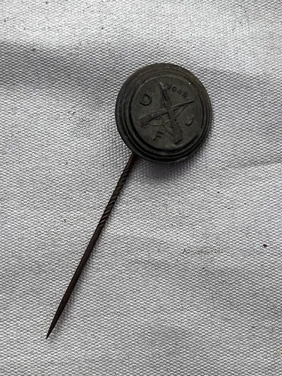 Original tysk Hitler jugend skyde pin - 1942