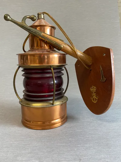 Dansk skibslanterne -monteret som lampe