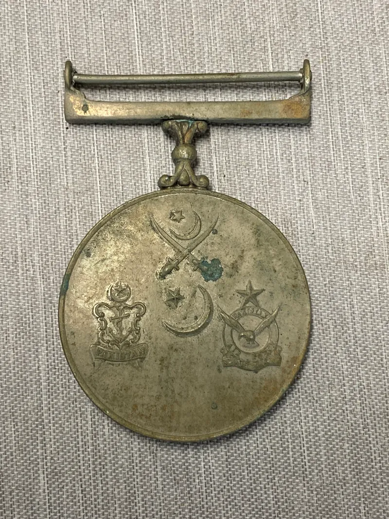 Original pakistansk war service medal 1965
