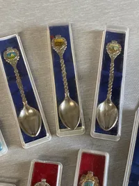 Stor samling souvenir skeer
