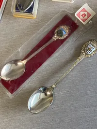Stor samling souvenir skeer
