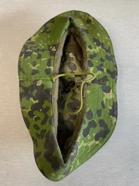 Bøllehat i M/84 - Canvas