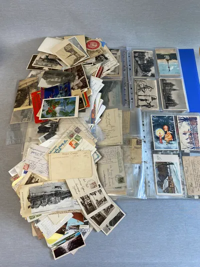 Kæmpe samling julekort og postkort fra start 1900 tallet til 1950’erne