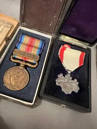 Original Samling fra Japansk soldat der døde i Kina 1939, Medaljer, id disk og meget mere, alt er oversat