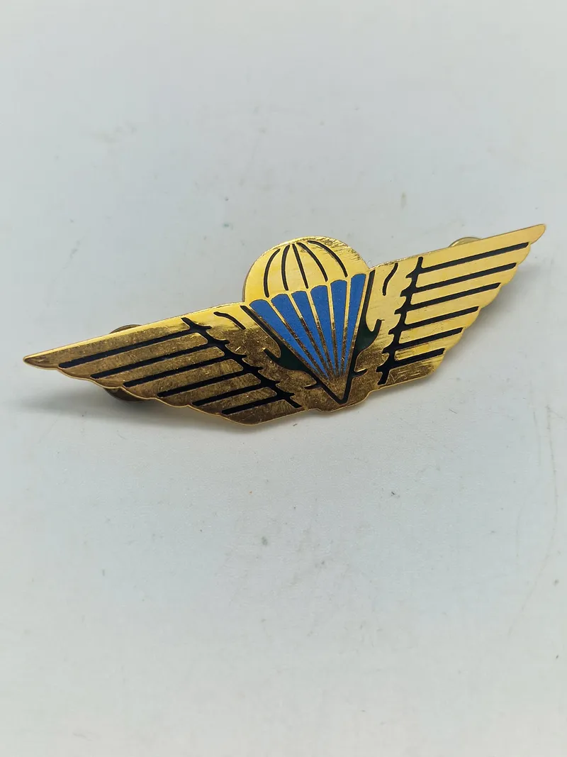 Original dansk faldskærmsvinge - Fra GHR i 80 erne