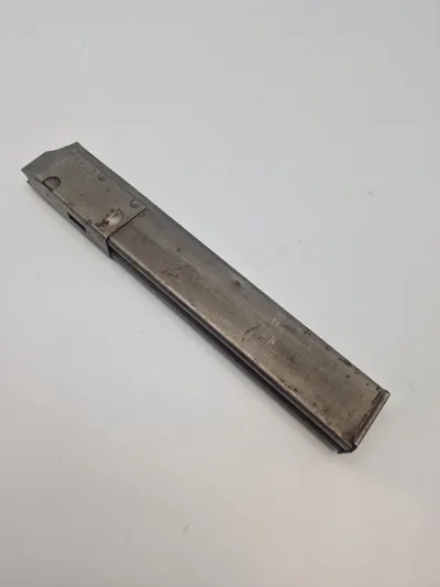 Originalt nedkastet magasin for Stengun