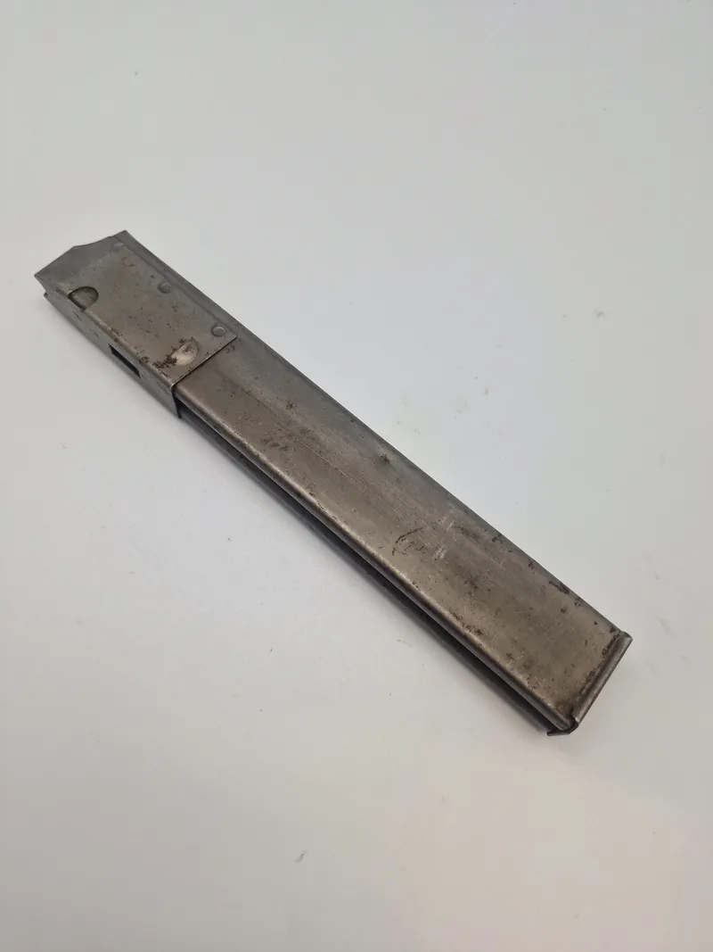 Originalt nedkastet magasin for Stengun