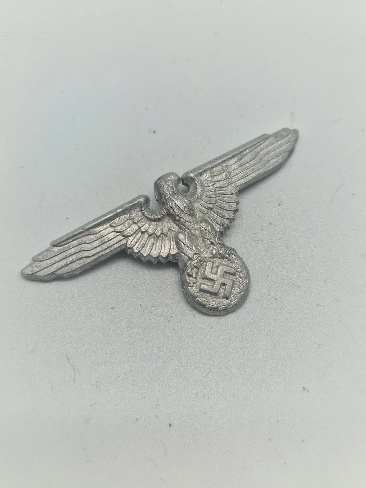 Østrisk fremstillet Waffen-SS ørn. original ?