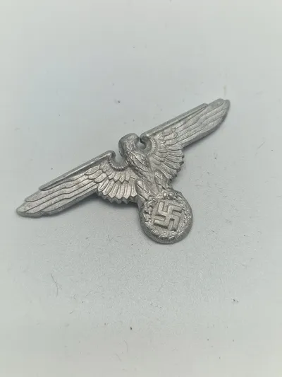 Østrisk fremstillet Waffen-SS ørn. original ?