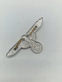 Østrisk fremstillet Waffen-SS ørn. original ?
