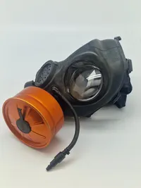 Gasmaske med drikke funktion