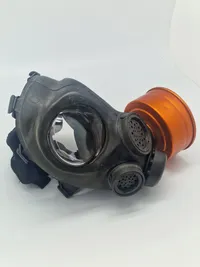 Gasmaske med drikke funktion