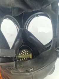 Gasmaske med drikke funktion