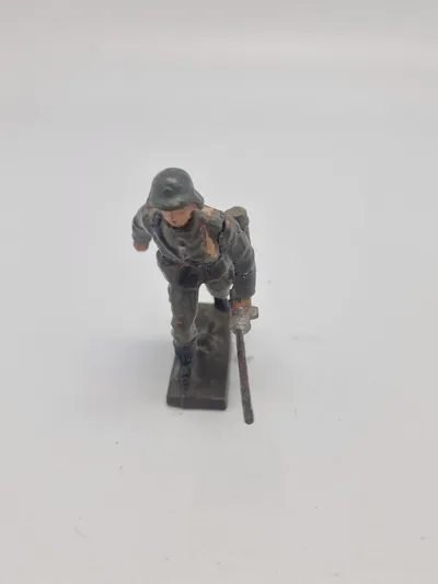 Original tysk linoliumsfigur