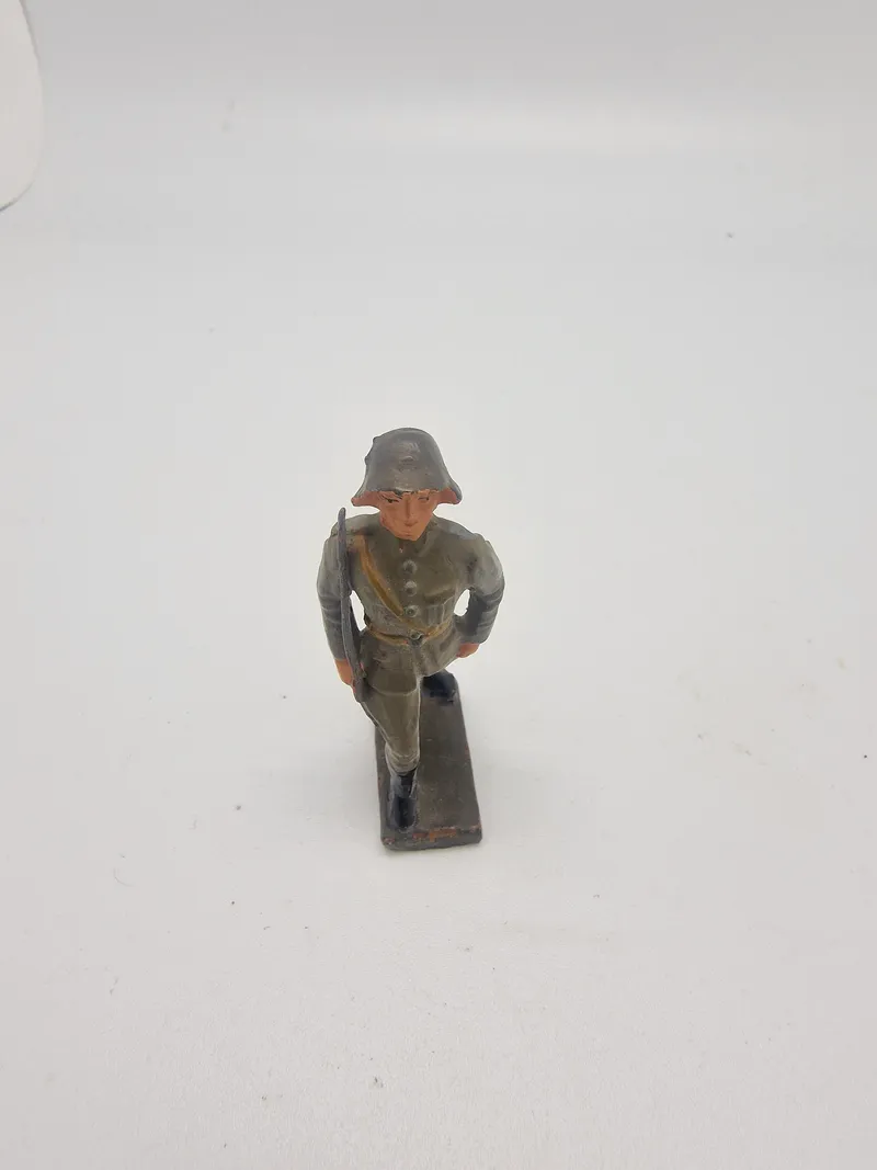 Original tysk linoliumsfigur