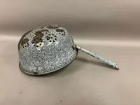 Original Køkken si, fremstillet lige efter krigen af Tyskerhjelm