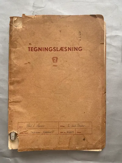 Originalt undervisningshæfte i tegningslæsning fra 1961