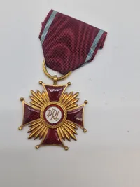 Lot originale medaljer og ordensbånd