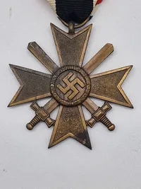 Originalt kvk med sværd