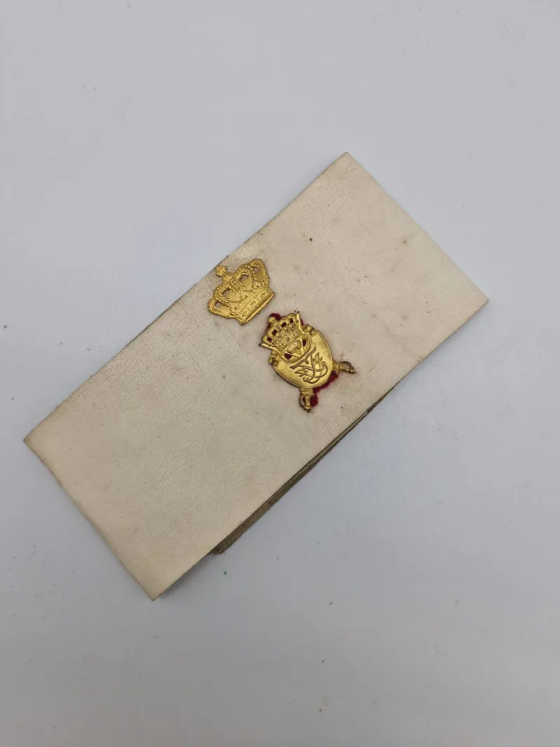 Kampdommer armbind fra hærens officersskole