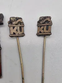 Kongemærke og Konservativ ungdom WW2 pin sølv