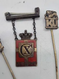 Kongemærke og Konservativ ungdom WW2 pin sølv