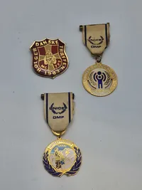 MC og UN
