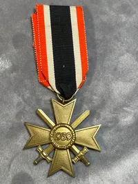 Originalt KVK2 med sværd