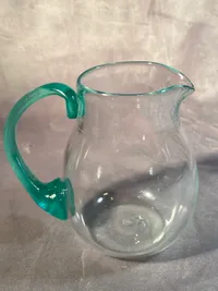 Mundblæst kande