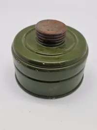 Diverse gasmaske filtre WW2