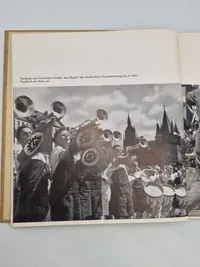 Originalt propaganda : Bei Uns In Deutschland