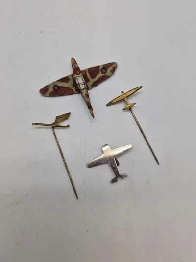 Flyver pins mm.