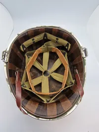 Amerikansk airborne hjelm - hjelmen er original, men ej ww2 - mærker ligeledes Postwar