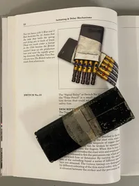 Original nedkastet æske til tidsblyanter (NO10)
