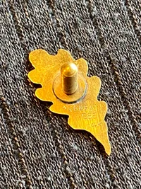 Originalt egeløv af 14 karat guld (585) vægt ca 1,5 gram