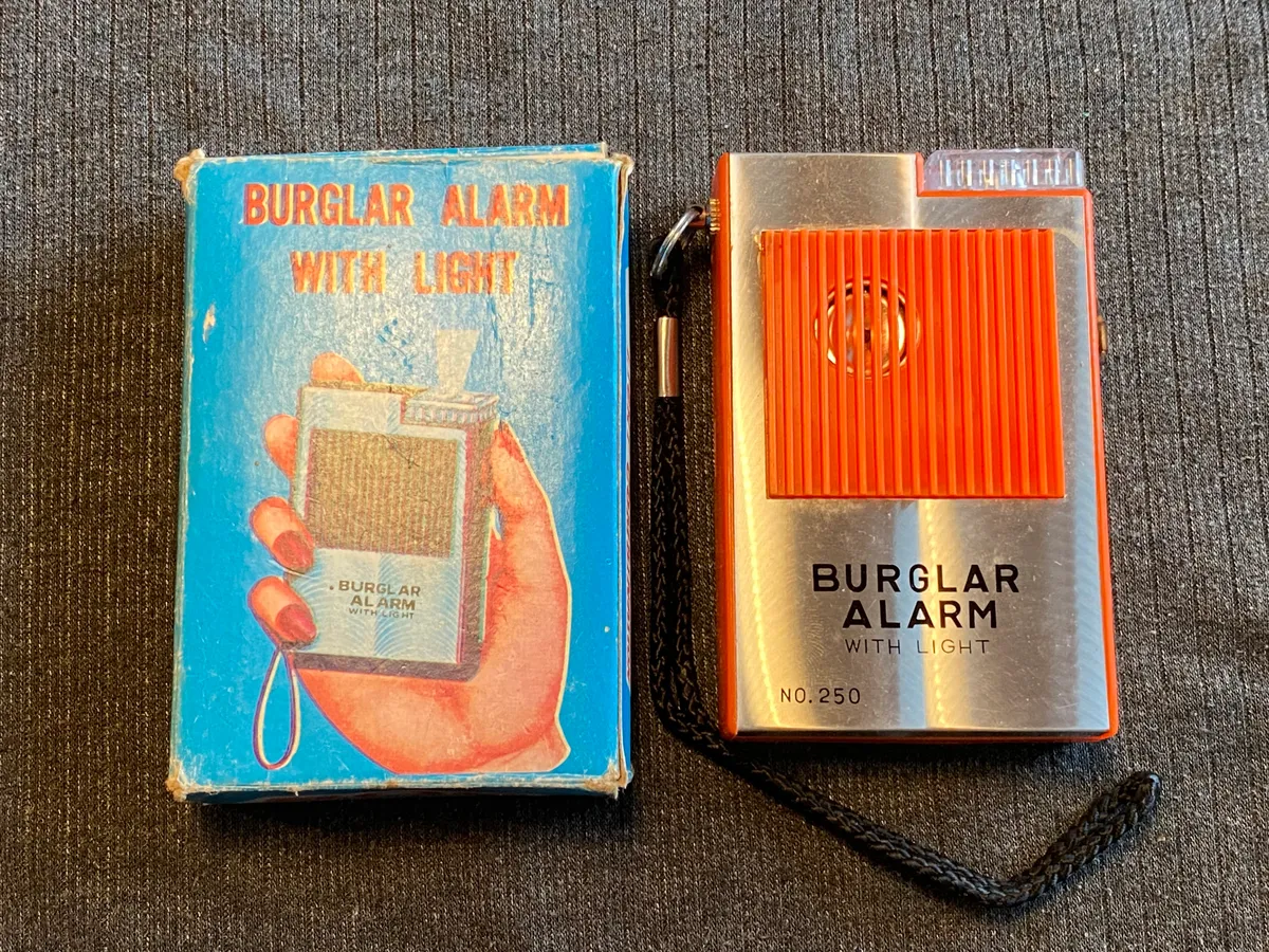 Burglar alarm fra 1980’erne med æske