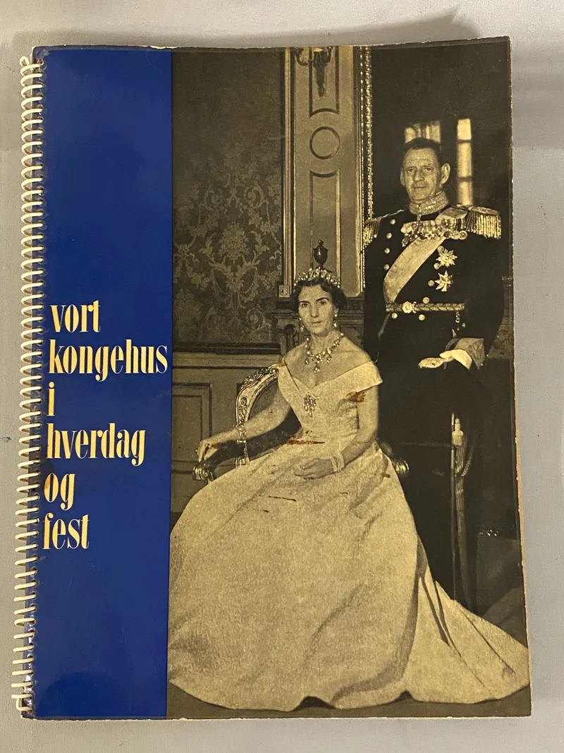 Vort kongehus i hverdag og fest