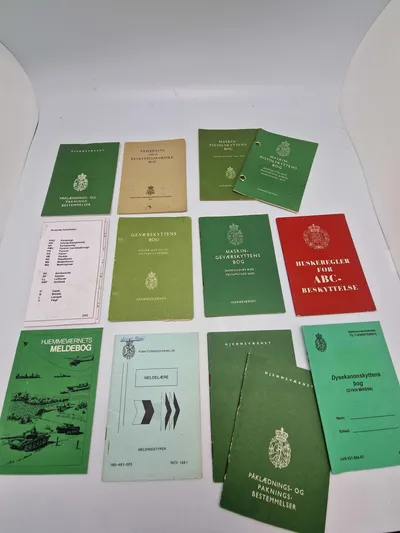 Lot diverse reglementer mm fra det danske forsvar